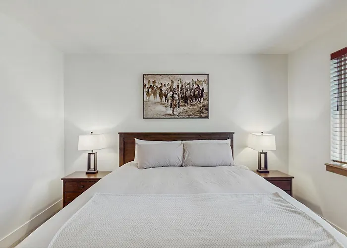 Buffalo Ridge Retreat