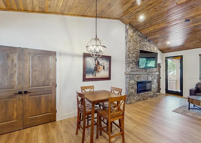 Buffalo Ridge Retreat *